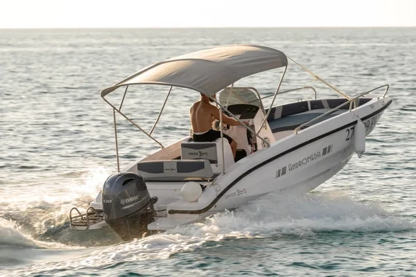 Orizzonti Andromeda - Boatscribe.com