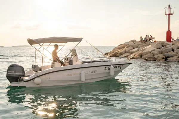 Orizzonti Andromeda - Boatscribe.com