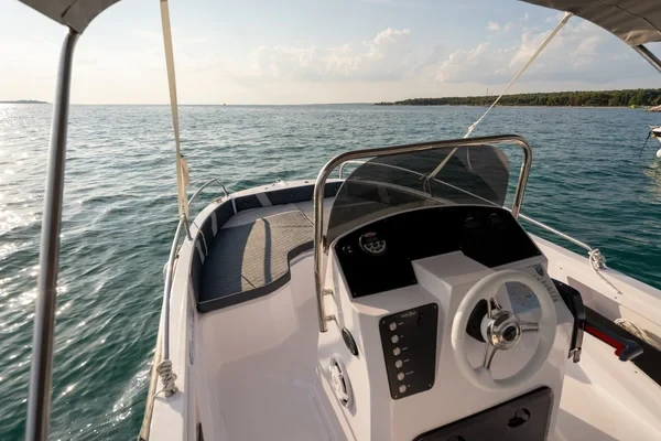 Orizzonti Andromeda - Boatscribe.com