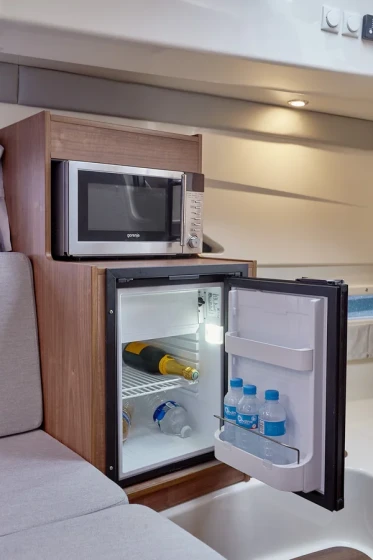 Quicksilver 875 - Boatscribe.com