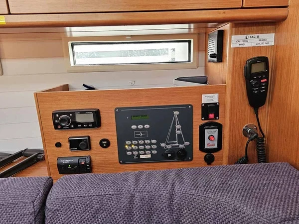 Bavaria 46 Cruiser - Boatscribe.com