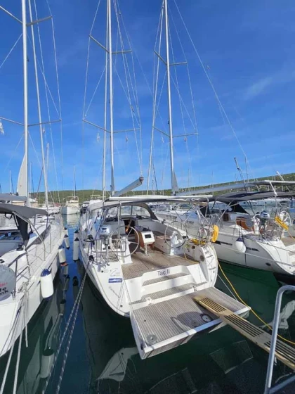 Bavaria 46 Cruiser - Boatscribe.com