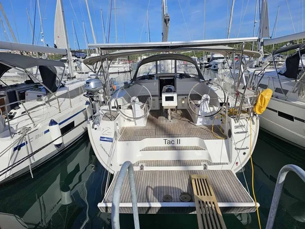 Bavaria 46 Cruiser - Boatscribe.com