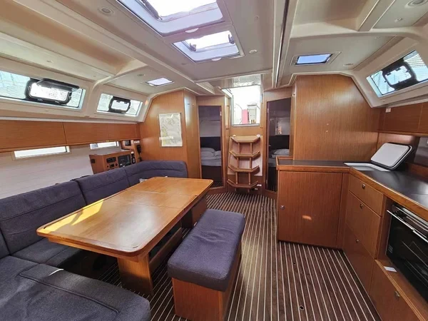 Bavaria 46 Cruiser - Boatscribe.com