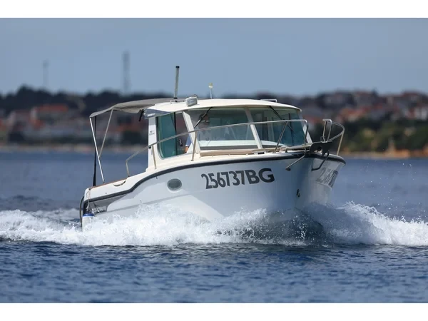 Ocqueteau Timonier 715 - Boatscribe.com