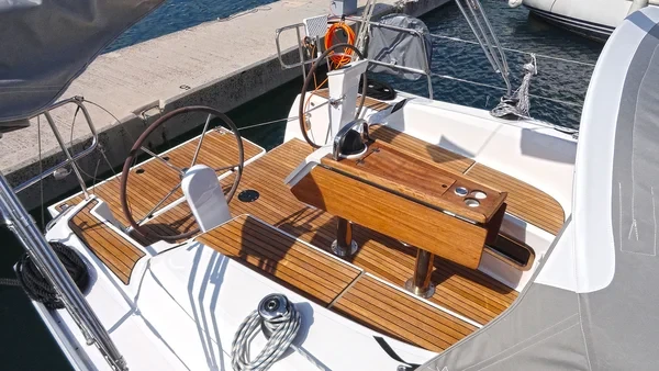 Bavaria 34 Cruiser - Boatscribe.com
