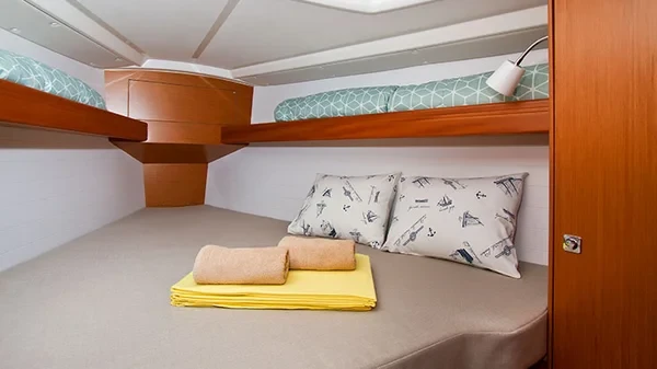 Bavaria 34 Cruiser - Boatscribe.com