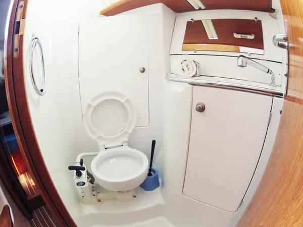 Sun Odyssey 35 - Boatscribe.com