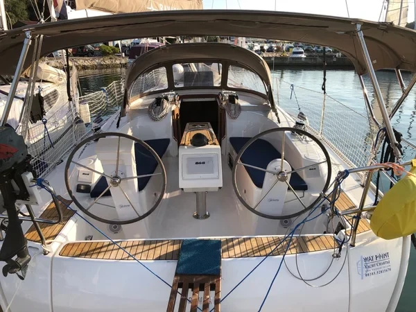Bavaria 34 Cruiser - Boatscribe.com