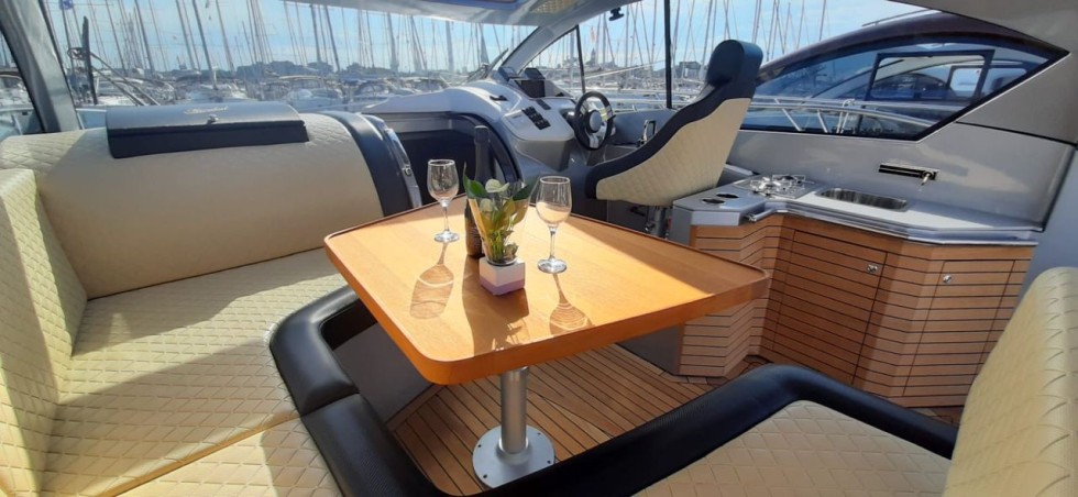 Mirakul 40 - Boatscribe.com