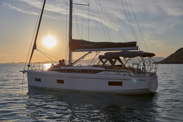 Bavaria 38 Cruiser - Boatscribe.com