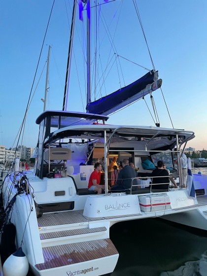Lagoon 42 - Boatscribe.com