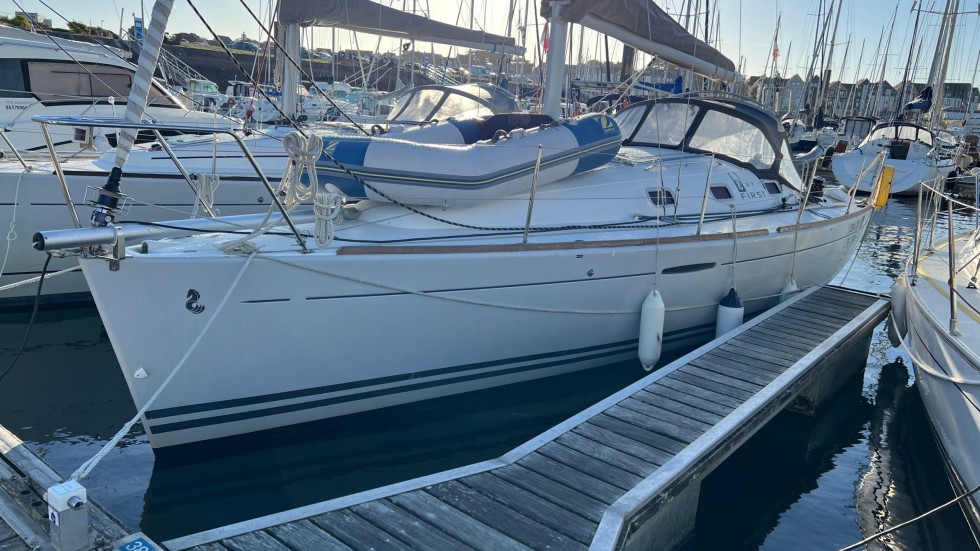 First 31.7 - Boatscribe.com
