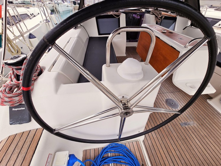 Dufour 460 GL - Boatscribe.com