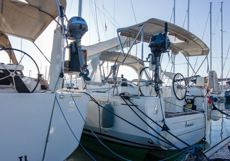 Oceanis 30.1 - Boatscribe.com