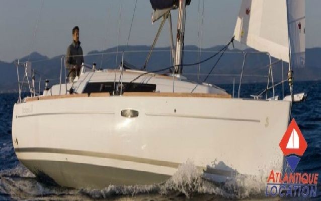 Oceanis 31 - Boatscribe.com