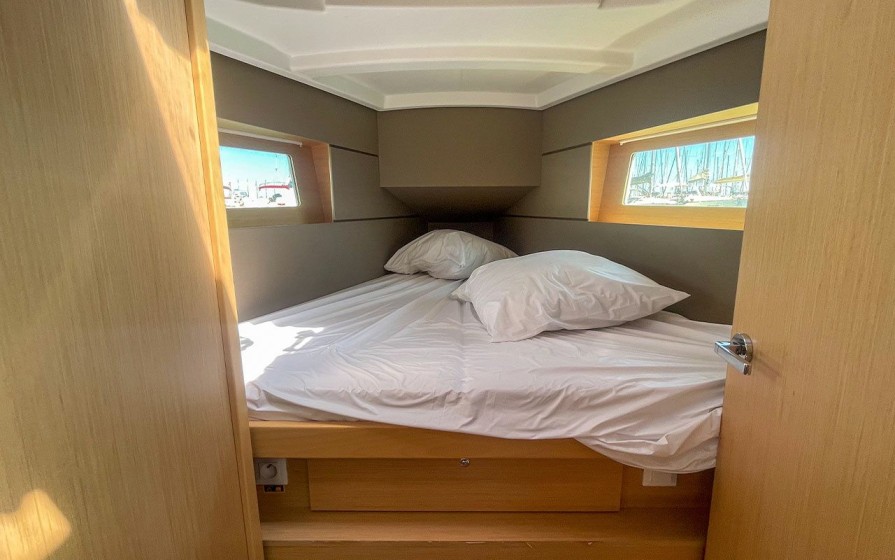Oceanis 35.1 - Boatscribe.com