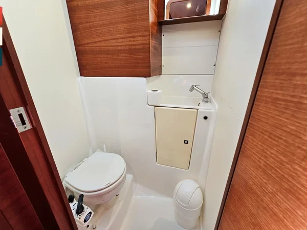 Dufour 512 GL - Boatscribe.com