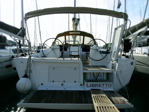 Dufour 460 GL - Boatscribe.com