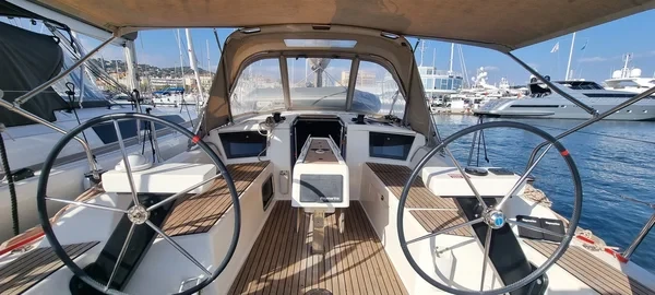 Dufour 360 GL - Boatscribe.com