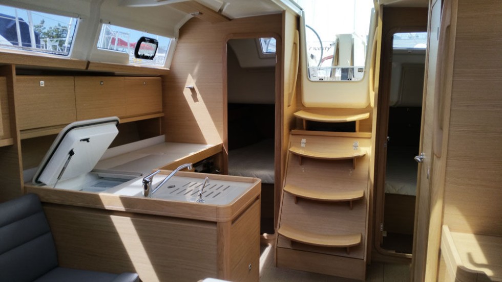 Dufour 382 GL - Boatscribe.com