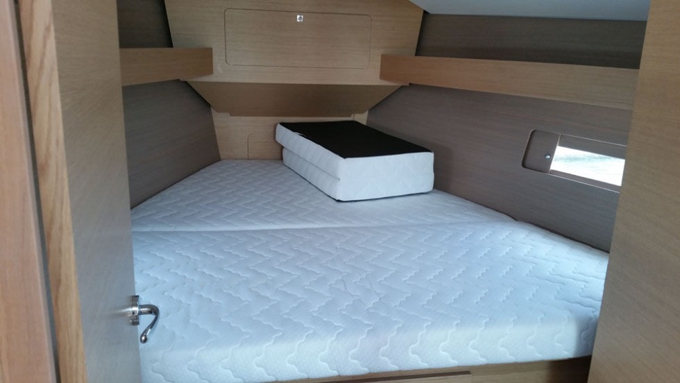 Dufour 382 GL - Boatscribe.com