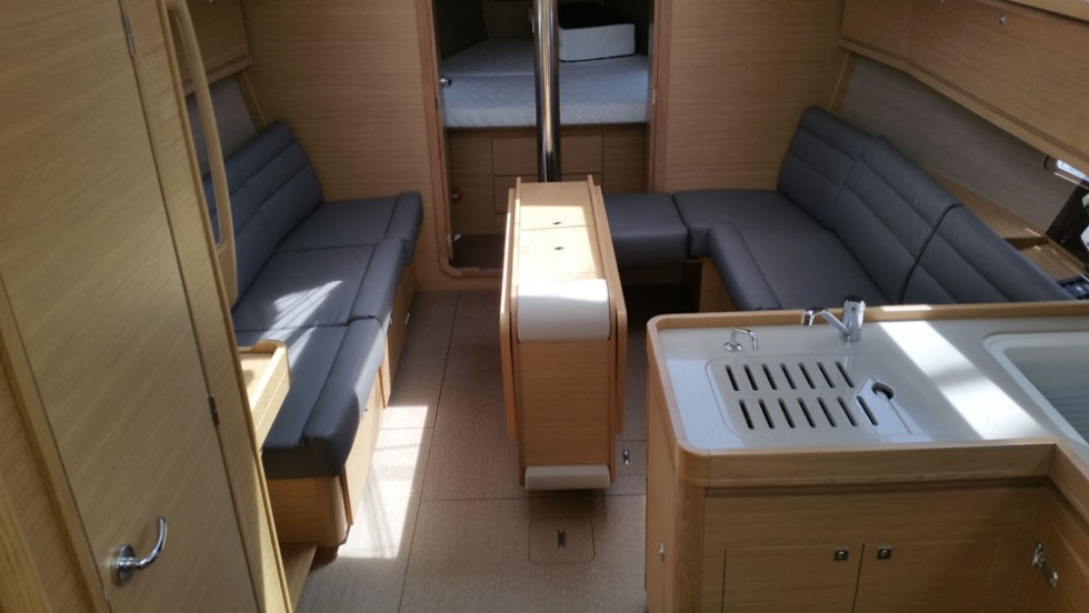 Dufour 382 GL - Boatscribe.com