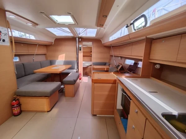 Dufour 410 GL - Boatscribe.com