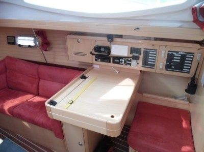 Feeling 32 - Boatscribe.com