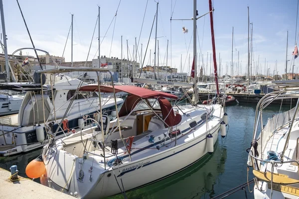 Bavaria 34 Cruiser - Boatscribe.com