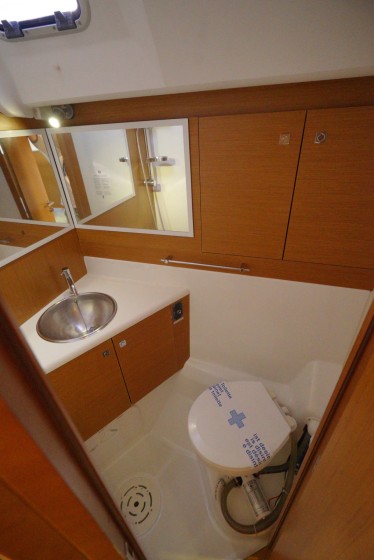 Jeanneau 57 - Boatscribe.com