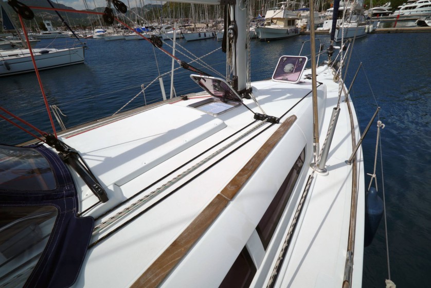 Sun Odyssey 36i - Boatscribe.com