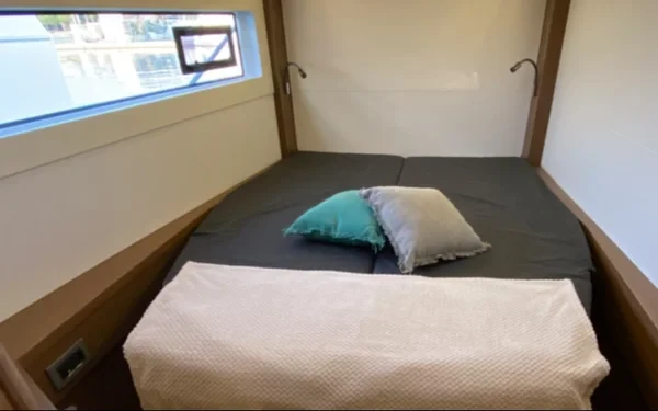 Lagoon 46 - Boatscribe.com