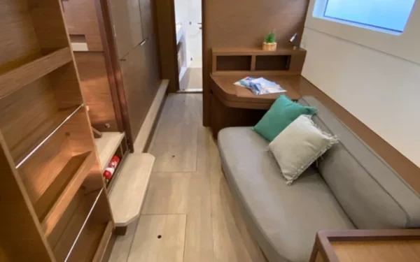 Lagoon 46 - Boatscribe.com