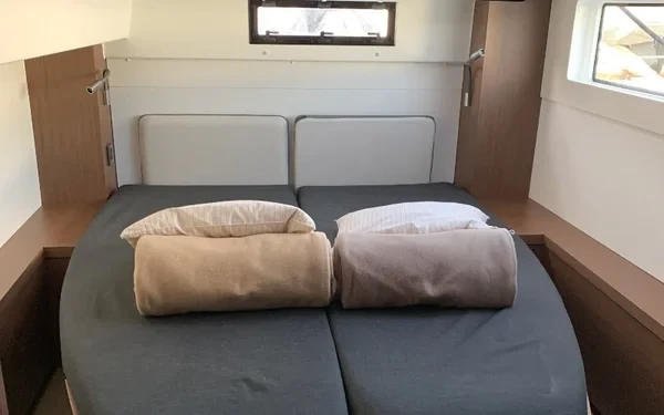 Lagoon 46 - Boatscribe.com