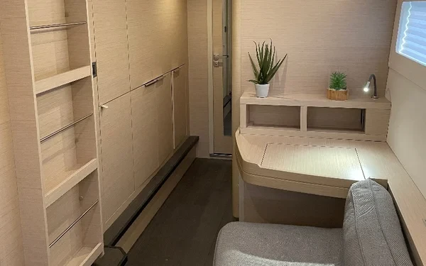 Lagoon 46 - Boatscribe.com