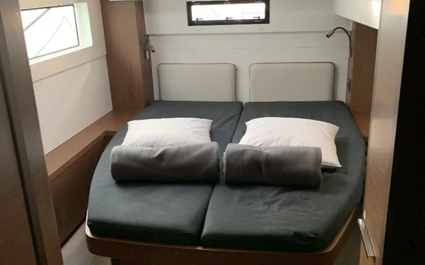 Lagoon 46 - Boatscribe.com