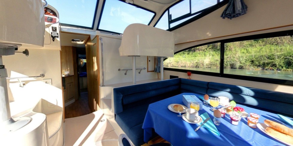 Le Boat Caprice - Boatscribe.com