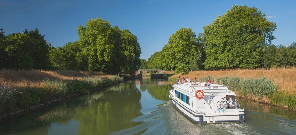 Le Boat Cirrus B - Boatscribe.com