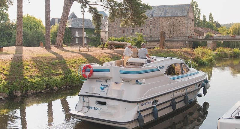 Le Boat Countess - Boatscribe.com