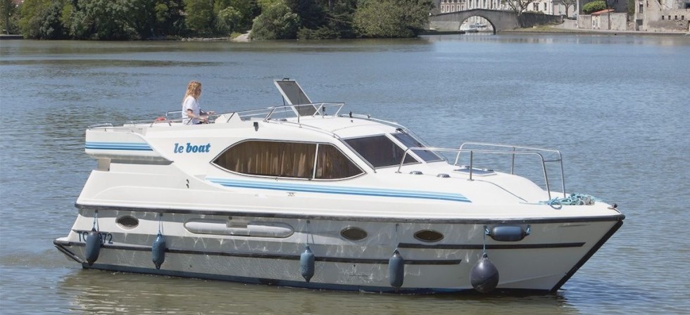 Le Boat Countess - Boatscribe.com