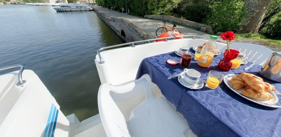 Le Boat Countess - Boatscribe.com