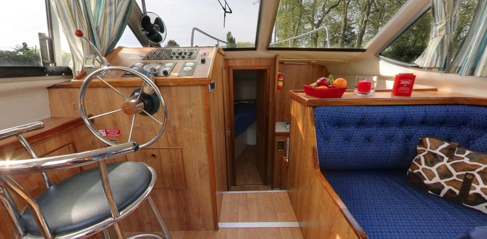 Le Boat Countess - Boatscribe.com