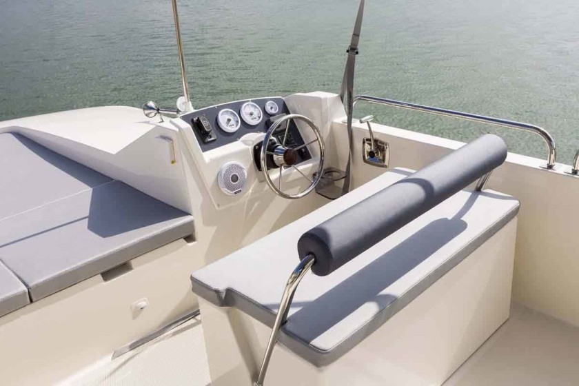 Le Boat Horizon 1 - Boatscribe.com
