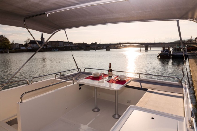 Le Boat Horizon 1 - Boatscribe.com