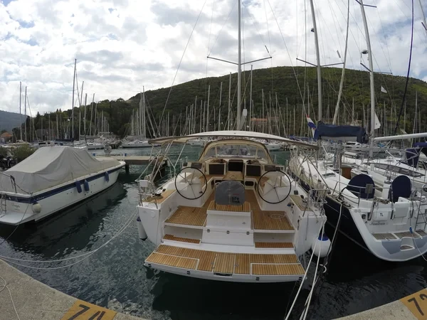 Dufour 512 GL - Boatscribe.com
