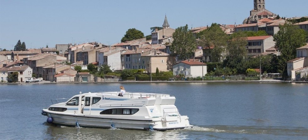 Le Boat Magnifique - Boatscribe.com