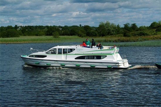 Le Boat Magnifique - Boatscribe.com