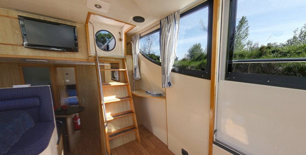 Le Boat Magnifique - Boatscribe.com