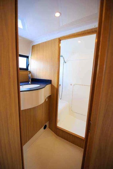 Le Boat Mystique - Boatscribe.com